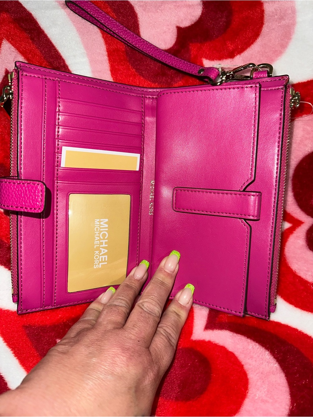 Michael Kors Wallet - Picture 4 of 4